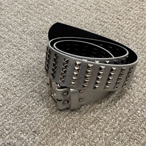 Rue21 Silver Studded Women's Belt
